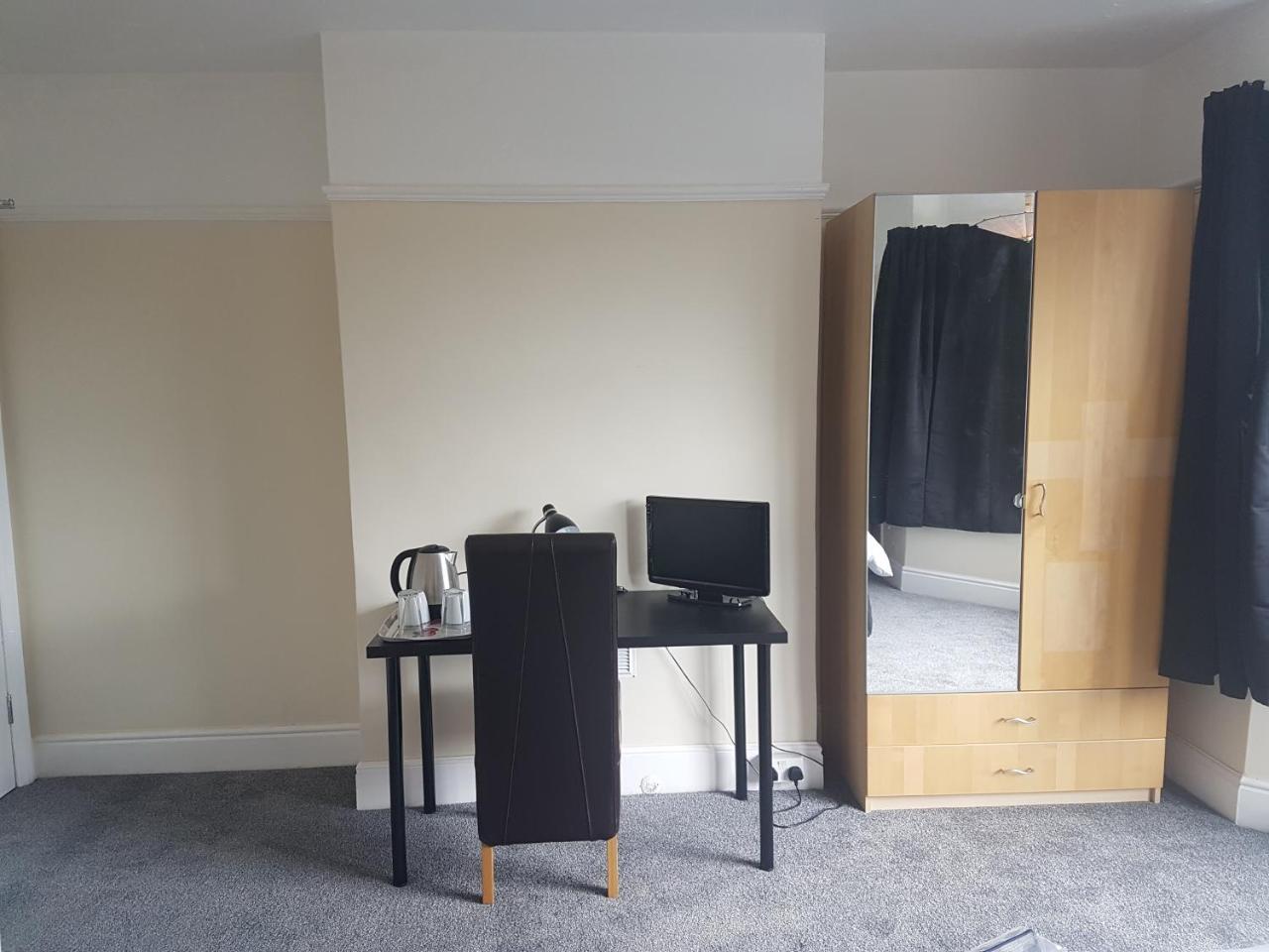 Carmel Serviced Rooms Southampton Exterior foto