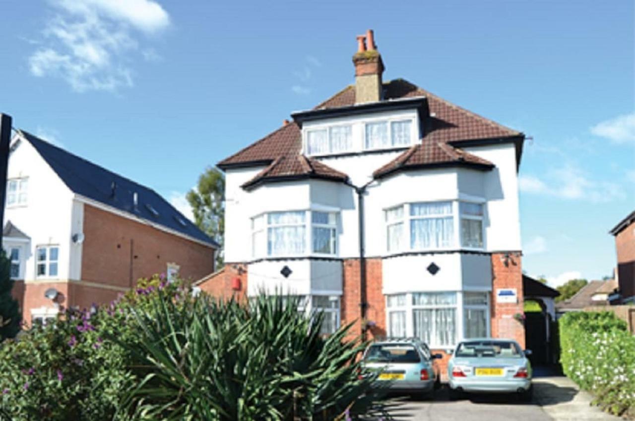 Carmel Serviced Rooms Southampton Exterior foto